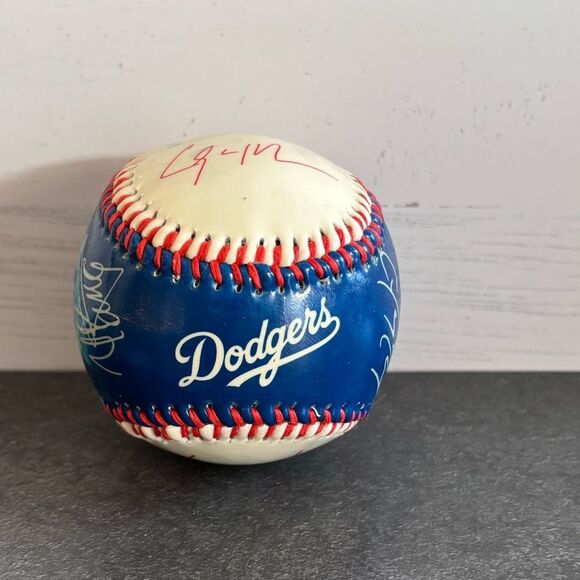 SGA Los Angeles Dodgers Tin Bank and Baseball - Picture 6 of 12